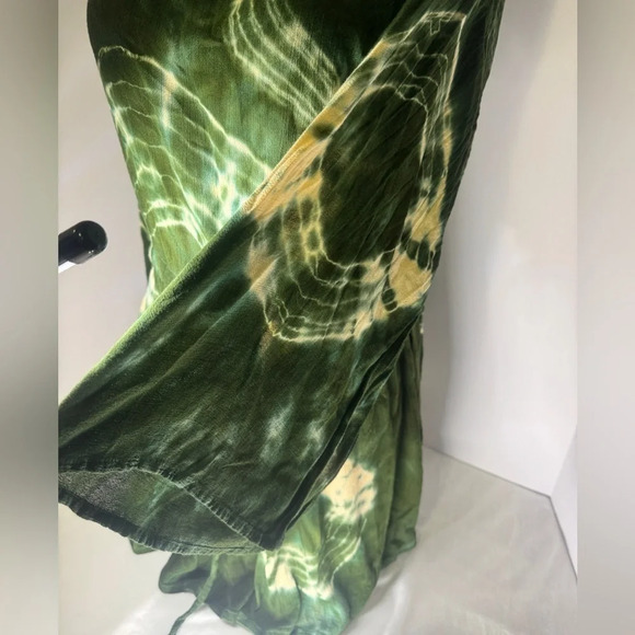 Earthbound Green Boho tie dye Dress size Medium - Picture 2 of 6